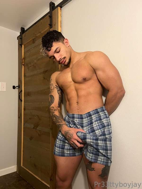 Rate my 🍆 in the Dms