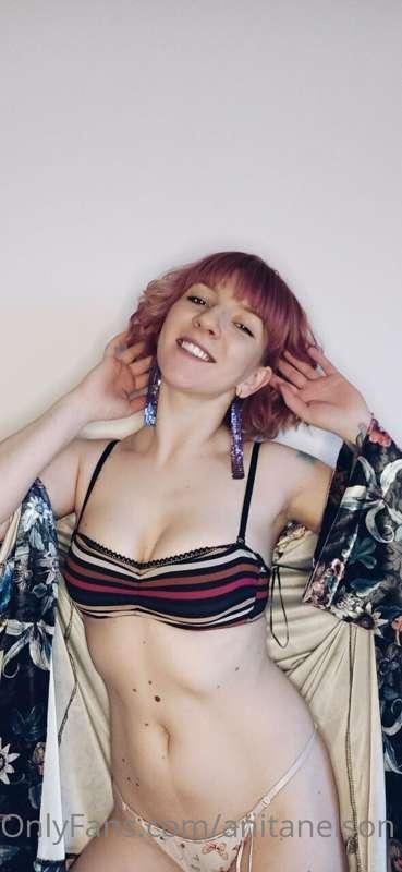 With my smile I bring joy to everyone 💋