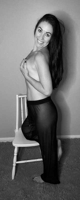 Come play with me 😉 Would you get me naked?