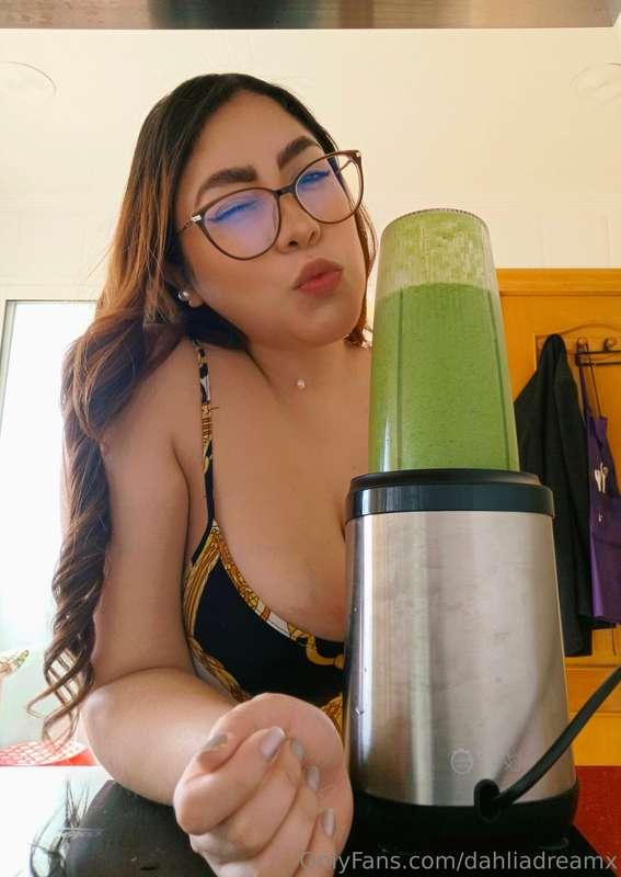 Who else loves green juices?💚