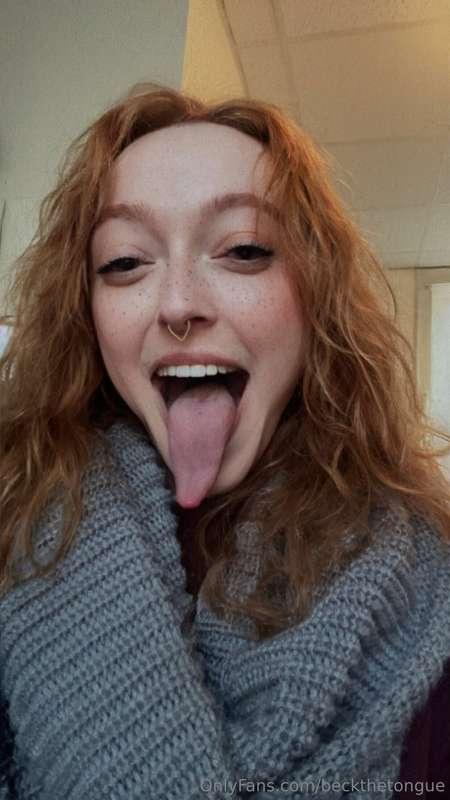 beckthetongue image #0