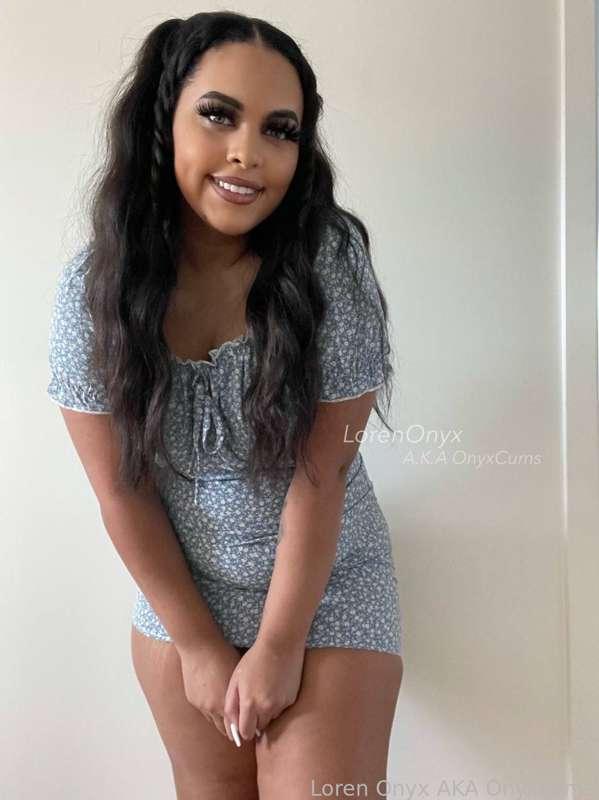 onyxcums image #1