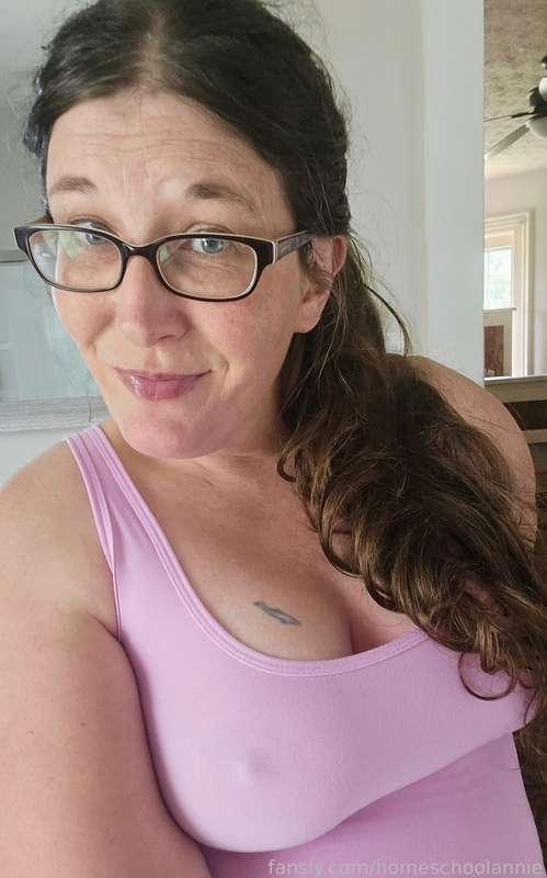 Getting ready for Day 6 of the blowjob streak. Where will it be an what will happen? Who will it be with?

#challenge #milf #pawg #cleavage #hotwife #slutwife #glasses #ohio