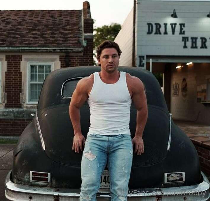 Your new wallpaper 😈