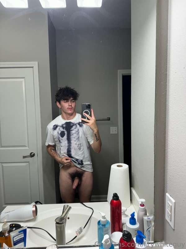 f1ywhiteguy image #1