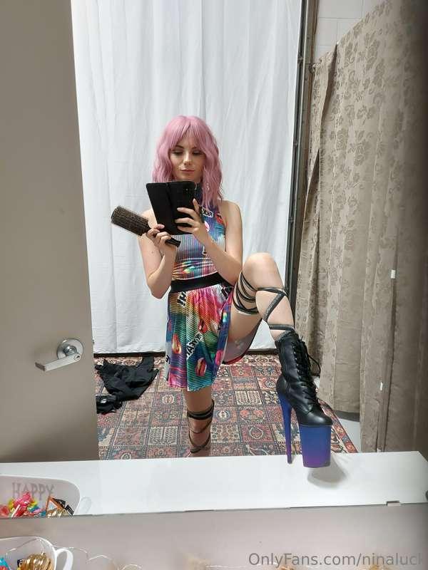 Bow down and lick my boot