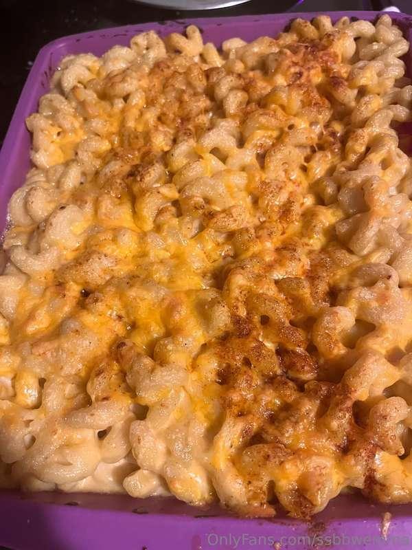 I made Mac n cheese last night and it was sooo goood. There’..