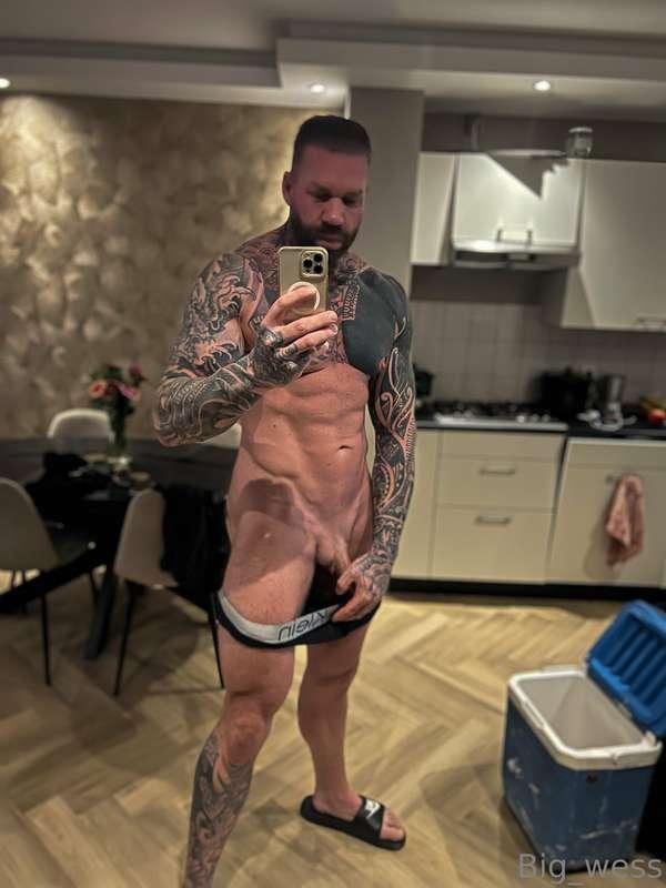 Mirror selfie 😈