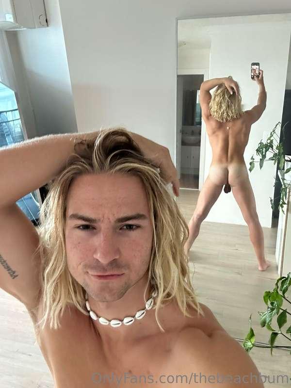 Like this photos if you’d lick my balls till I cum