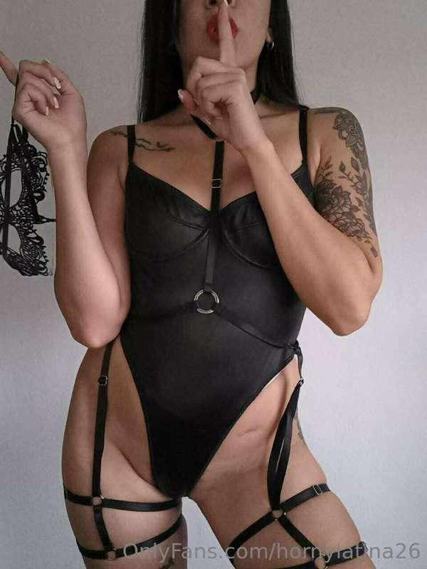 👑 !!! YOUR MISSTRESS !!! 👑 💵 LEAVE YOUR MONEY HERE PIG 💵