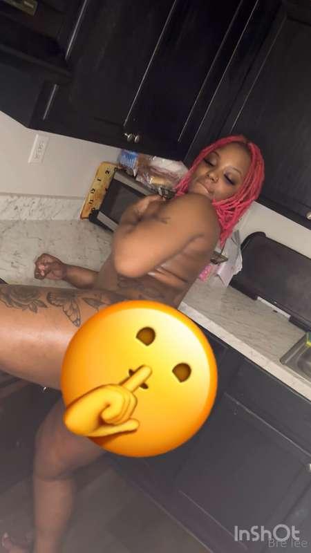 Can I come to your kitchen 😏😏 maybe cook or do more for you ..