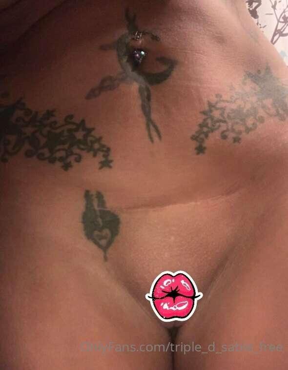 Who wants to see my new piercing tip this post and get a pic
