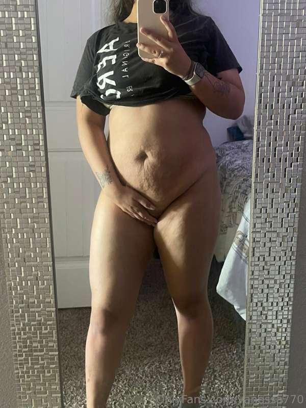 I’ve been working out can you telll ? Be nice to me 😜