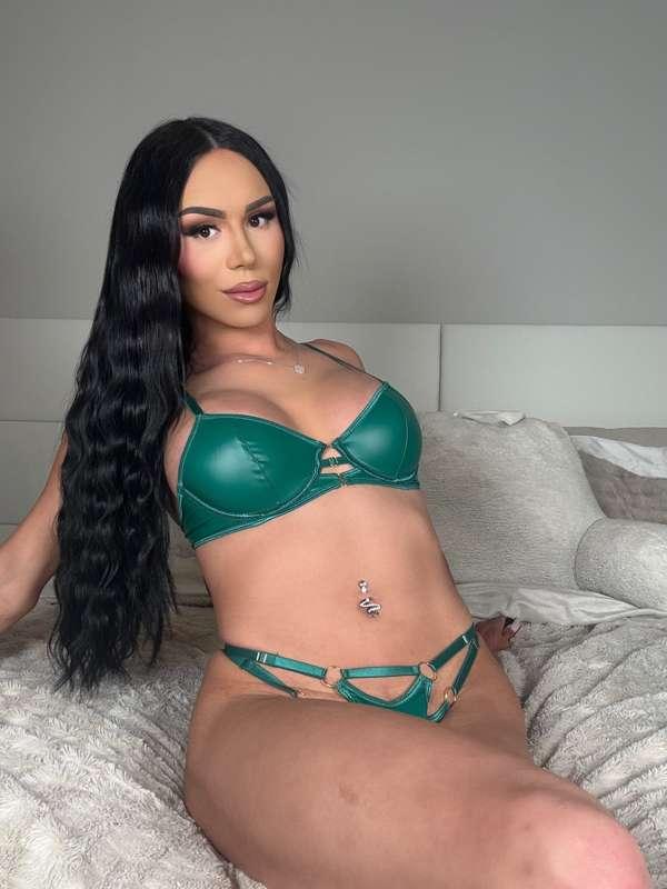 It's humpday everyday for me hehe🥰