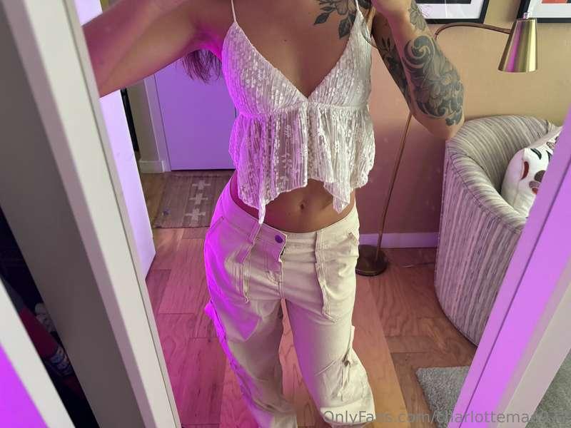 charlottemae977 image #0