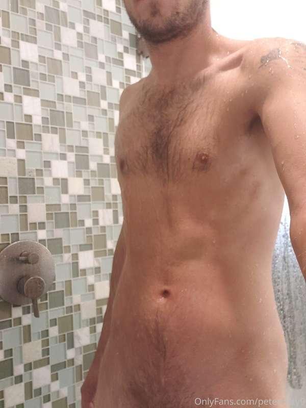 Showering with someone is always more fun!