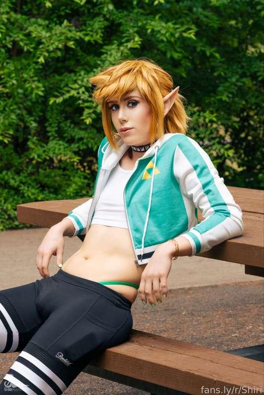shiriallwood image #1