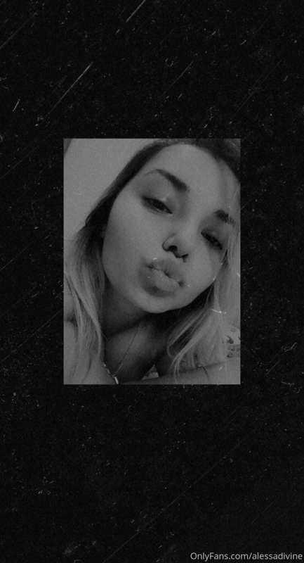 alessadivine image #0