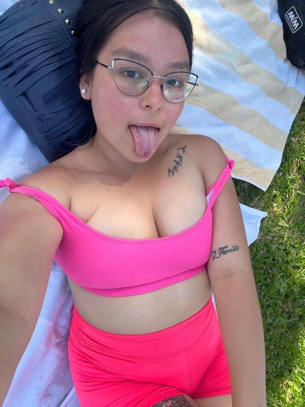 👅