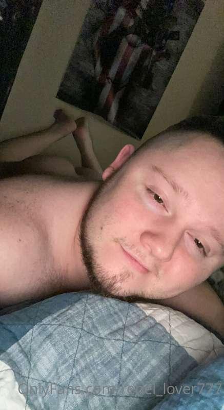Come snuggle