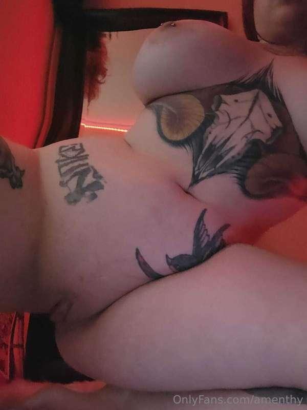 Les gusta mi pussy? jijijij buenas noches demonio 👿👿👿
