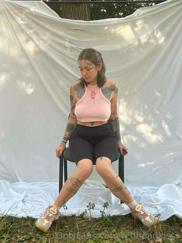 @linas_puss My hot and sex-crazy girlfriend is looking for a..