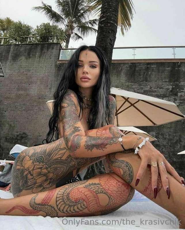 Where are you? I'm just waiting here for you👙 🏖️💦
