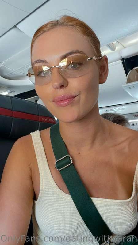 Back from holidays… message me! 💌