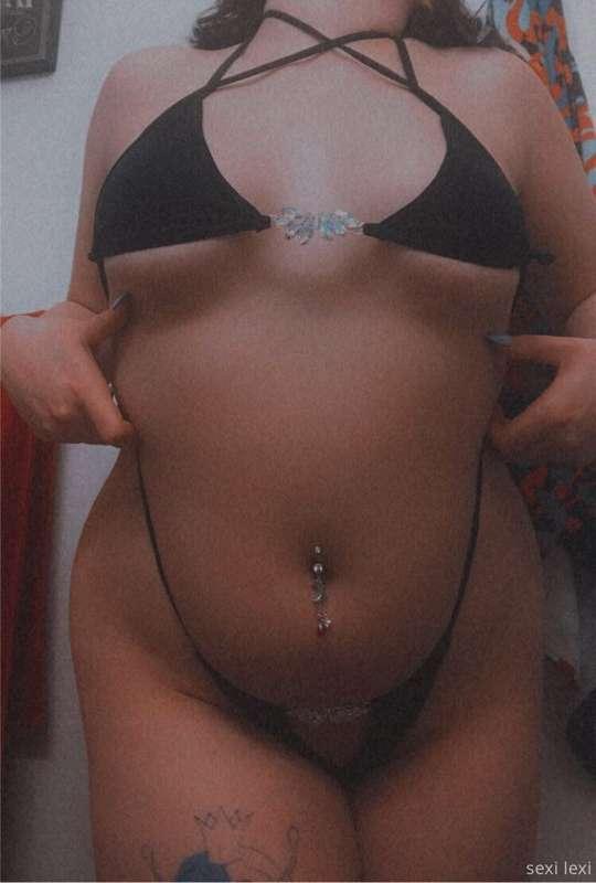 ✨my main page is only $3😈
@daughterofvenusss 

https://onlyf..