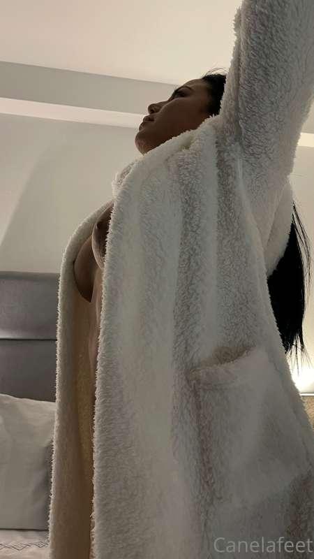 Do you like my boobs?😈