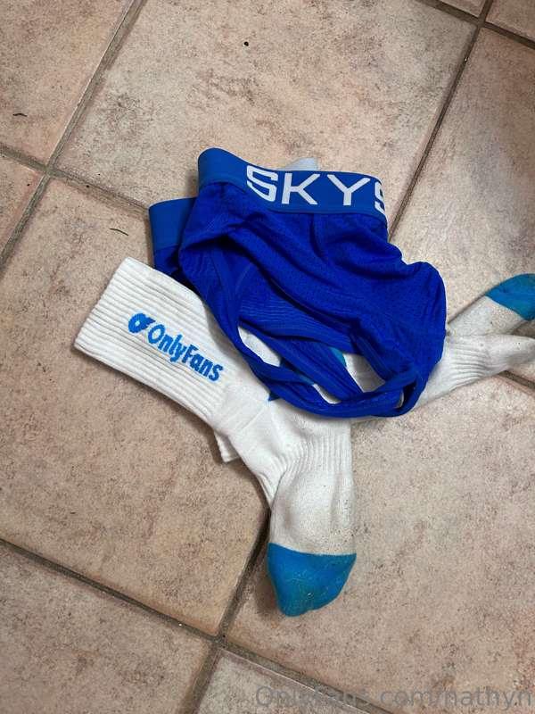 my sweaty gym clothes :)