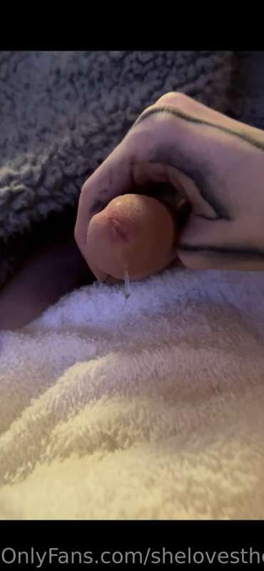 Want this new video of me jerking off exploding on this rag?..