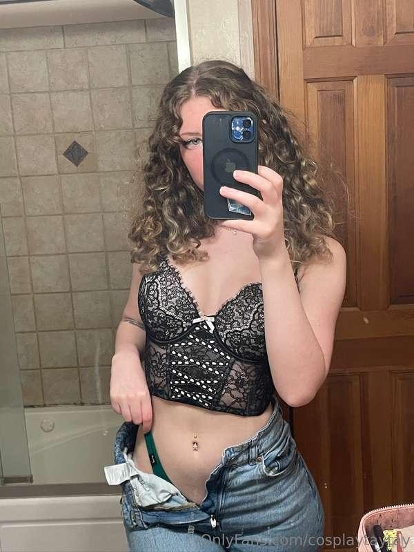  Undress me 😋