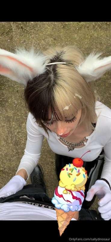 like promised - the video from my easter special 🖤
It’s an o..