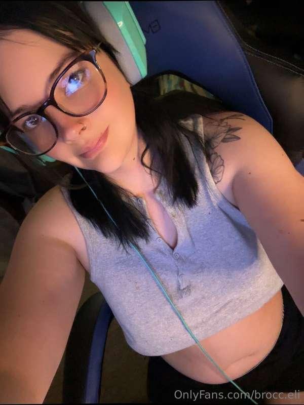 Who wants to distract me while I play some video games today..