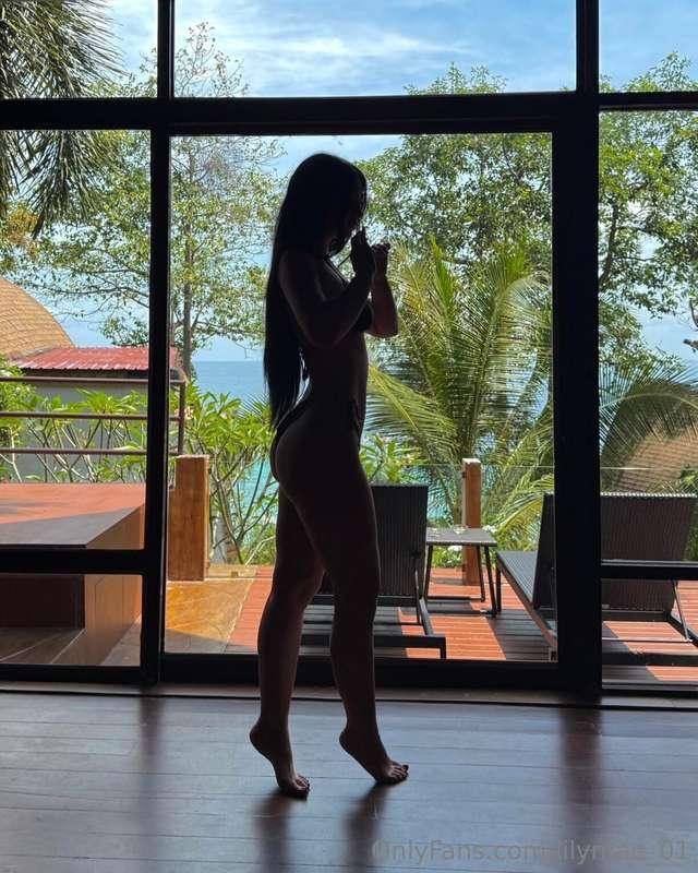 I wish life was always like this… waking up by the beach wit..