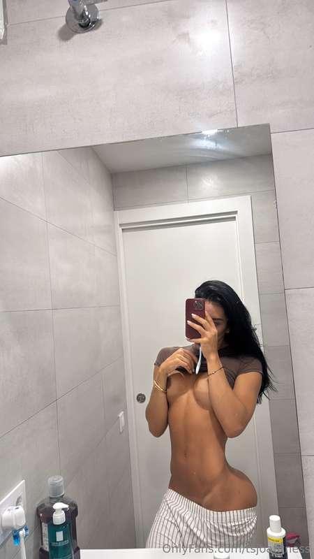 Name another trans girl built like me 🗽🥰