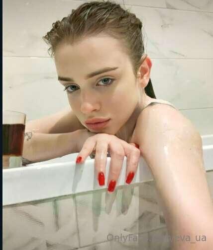 🔞🟢She @adelebigass is ready for your cock🟢🔞
⚠️This pussy @ad..