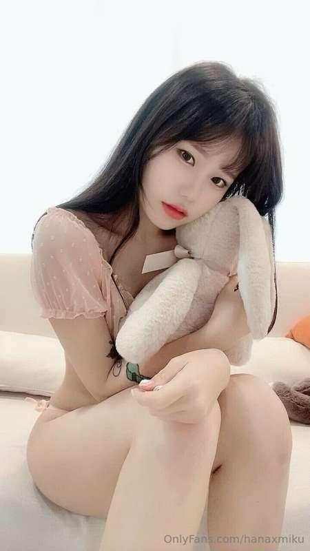 wanna be my teddy bear??