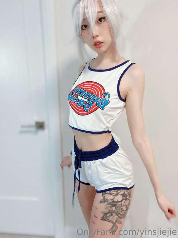 yinsjiejie image #0