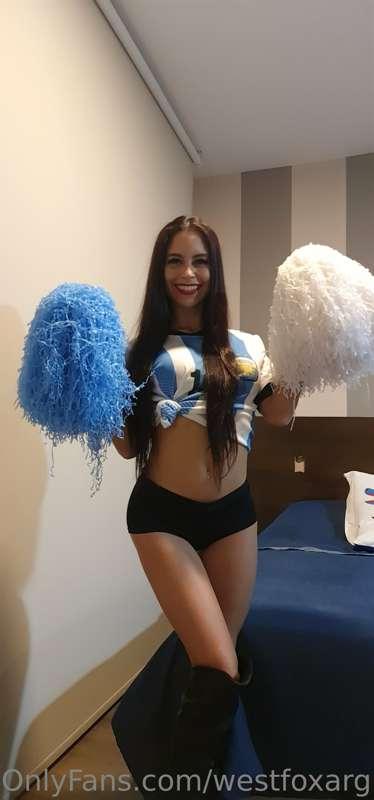 Argentina campeón!!!!!!
💙💙💙🤍🤍💛🤍🤍💙💙💙