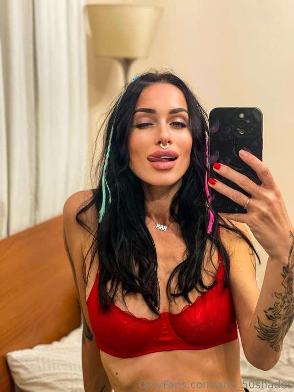 Do you know what pleasure is? @ana_50shades It's spending ti..