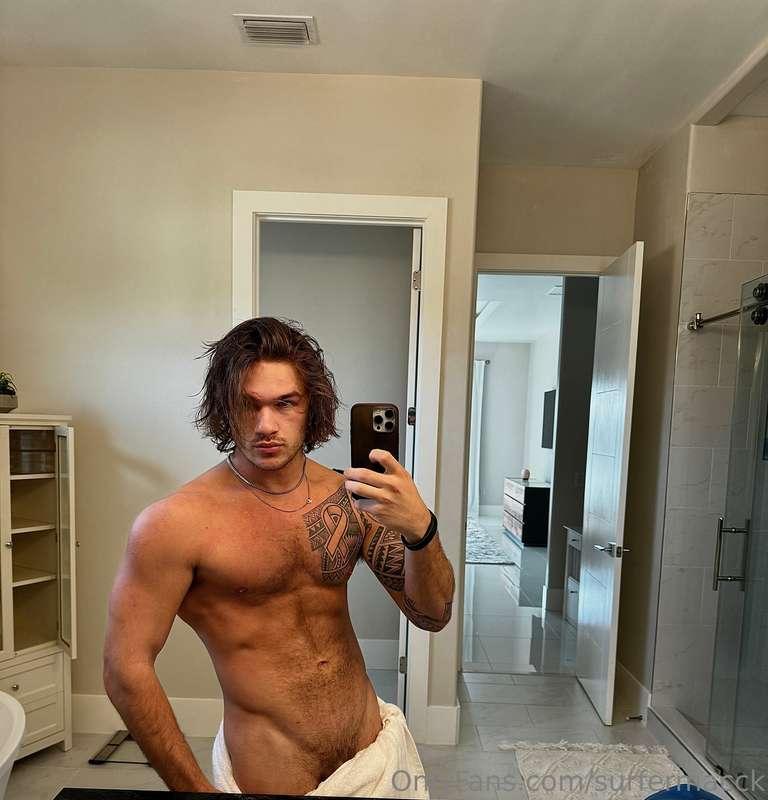 Growing my body hair👀