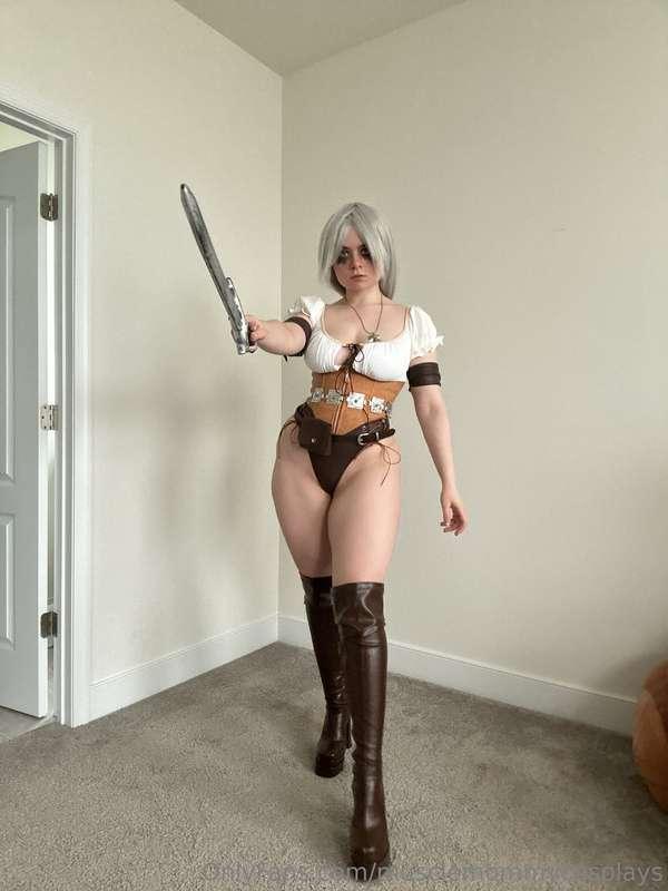 musclemommycosplays image #1