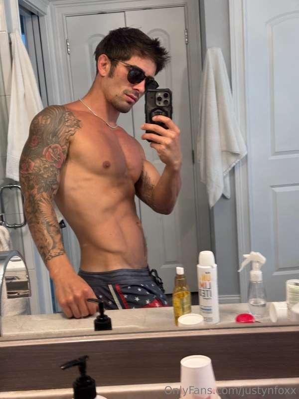 Comment down below what you wanna see from me 😈