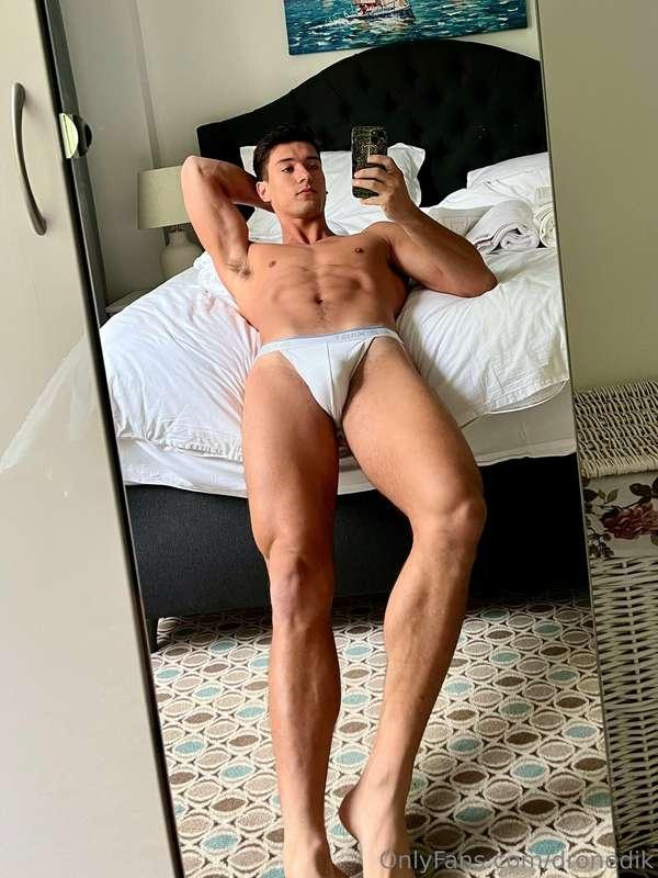 Mirror mirror on the wall who’s the horniest of them all😏👅