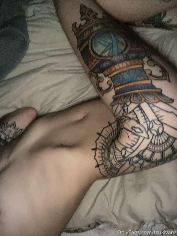 Bedtime butt pics ✨