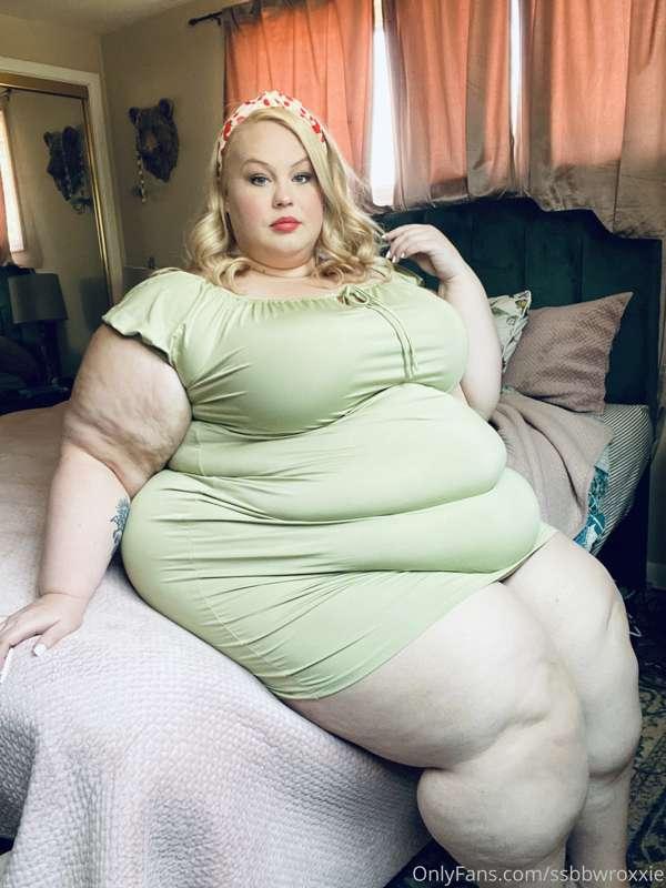 Does this dress make me look fat?