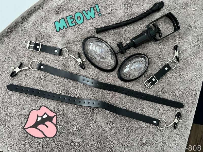 New toys 😻🔥


#sextoy #clamps #pussypump #toys