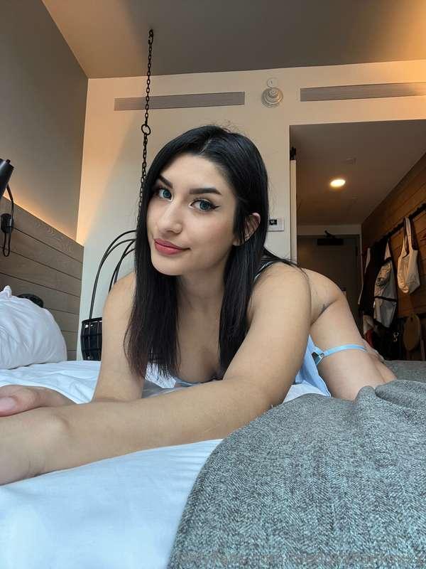 make me scream in bed